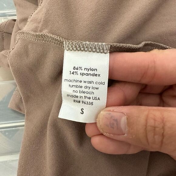 SUSANA MONACO Beige Tiered Ruffle Fit & Flare Short Dress, V neck size small NEW - Picture 7 of 8